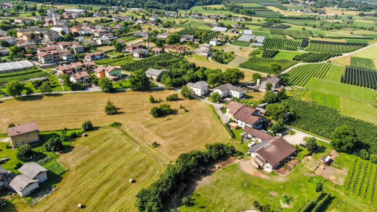 Agritur Airone Bed & Camping Levico Terme Esterno foto