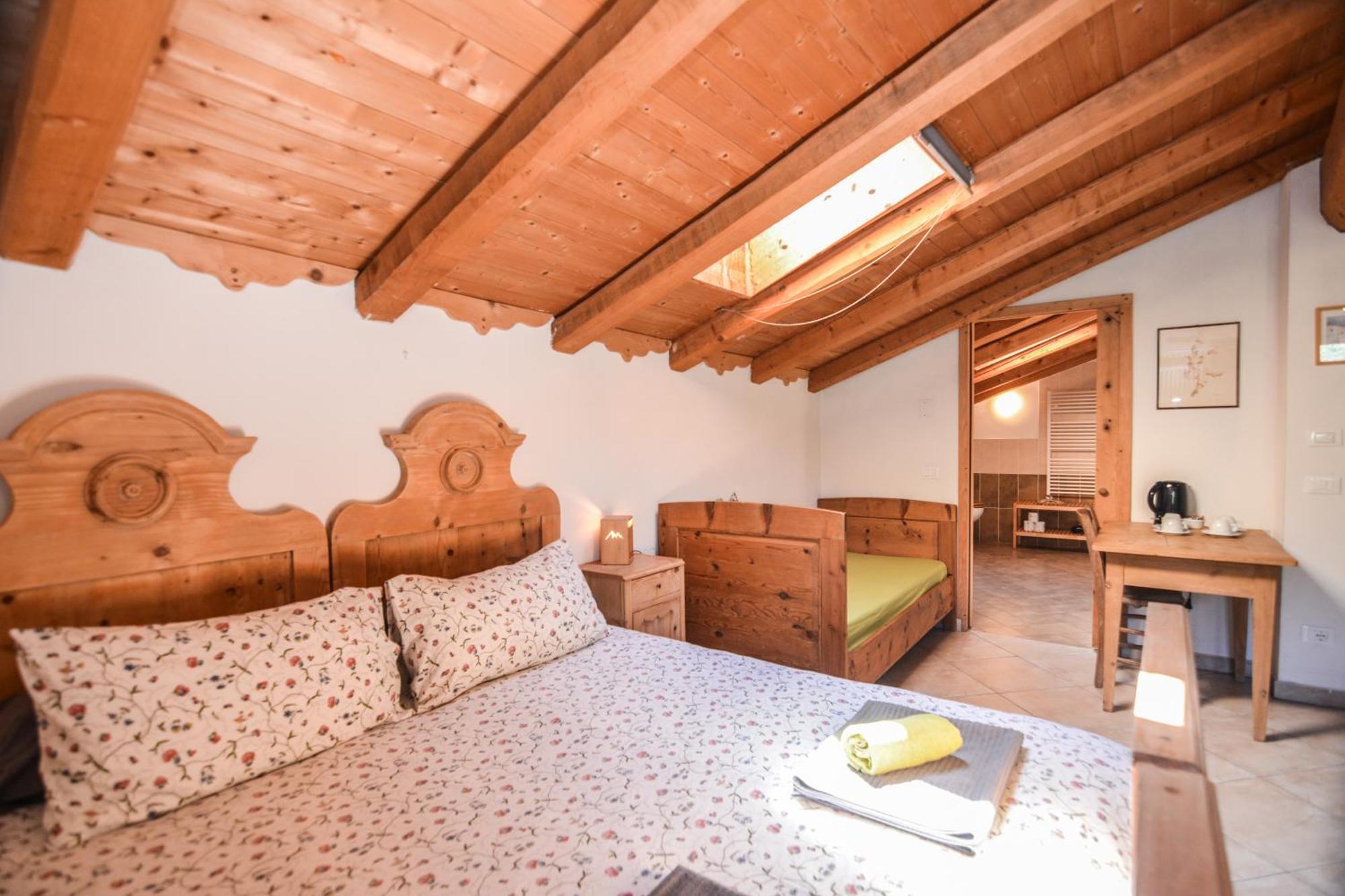 Agritur Airone Bed & Camping Levico Terme Camera foto